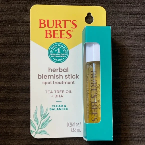 Blemish Control Bundle — Burt's Bees - Picture 12 of 17